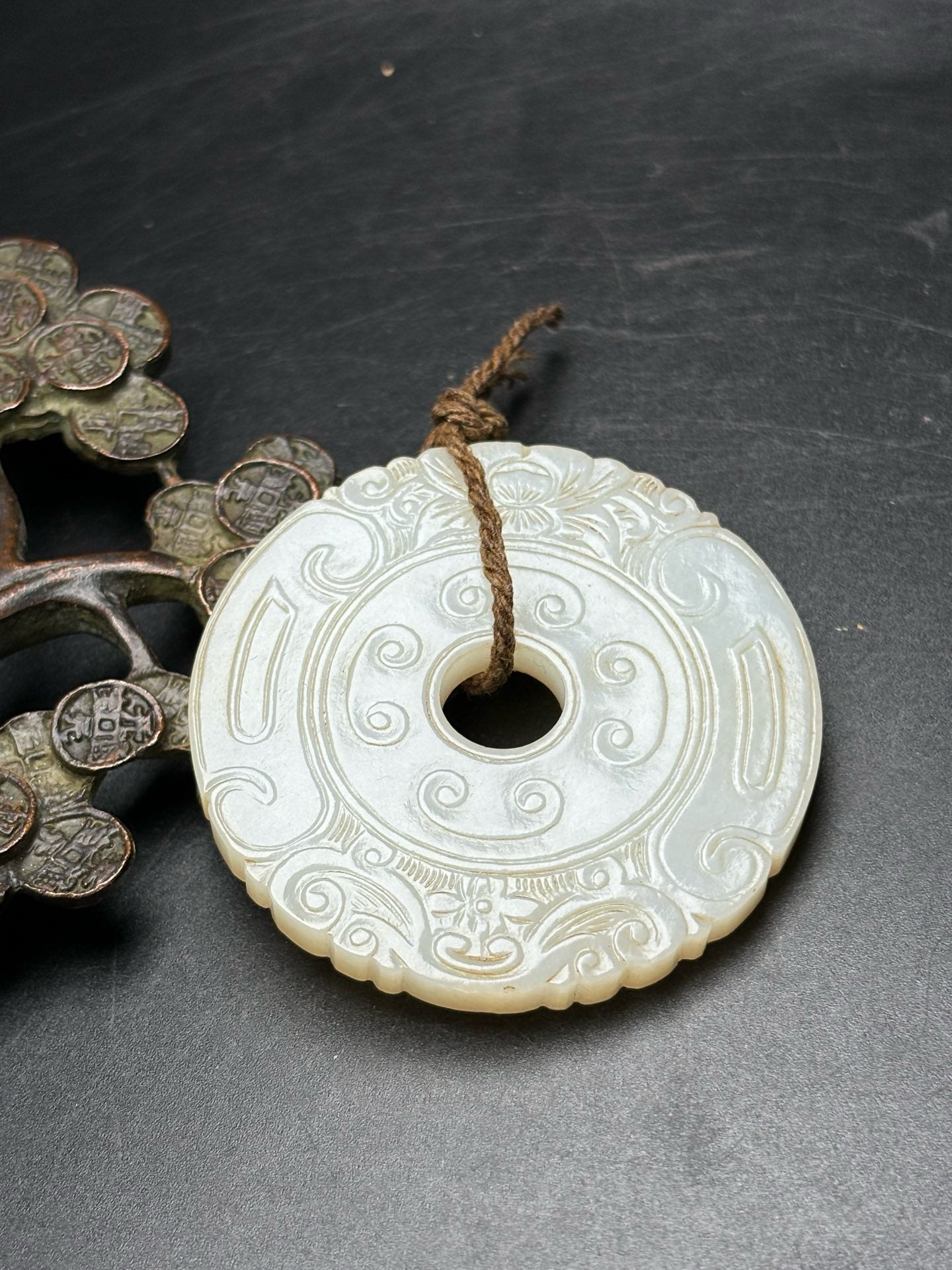 Exquisite Hotan Jade Double Dragon Rich Jade pendant