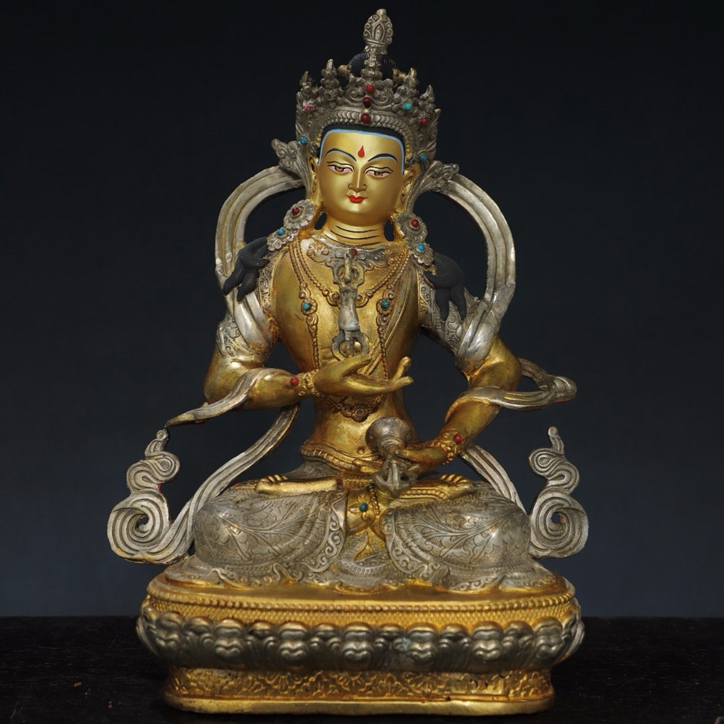 Pure copper statue of Vajra Buddha