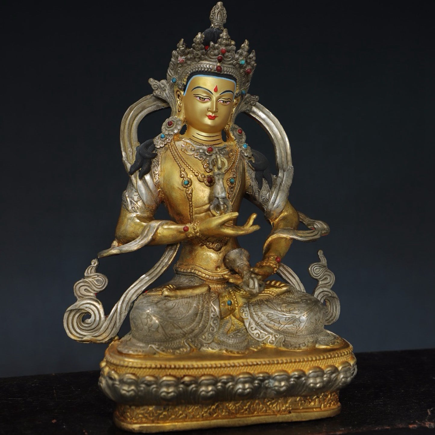 Pure copper statue of Vajra Buddha