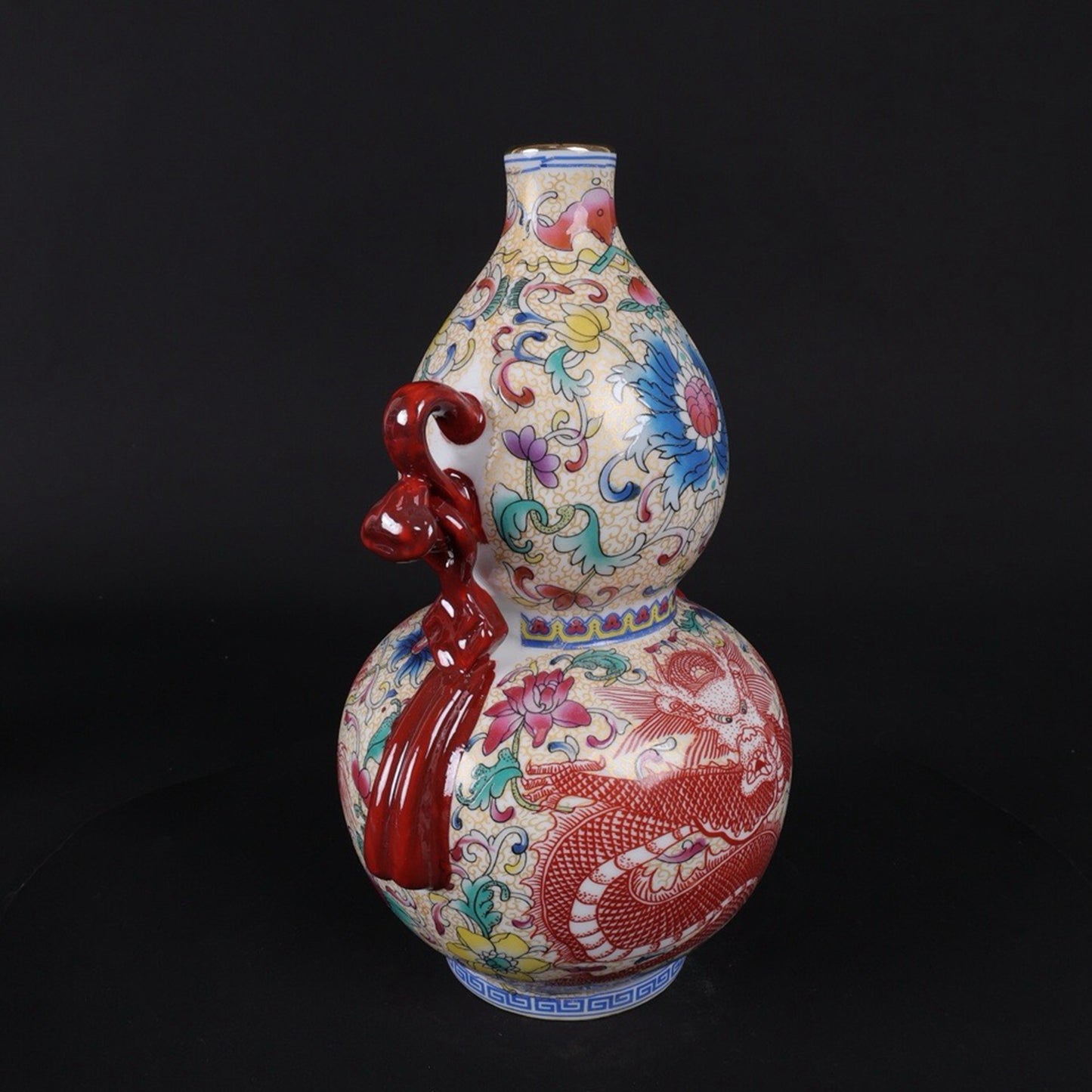 Enamel colored dragon patterned Ruyi gourd bottle
