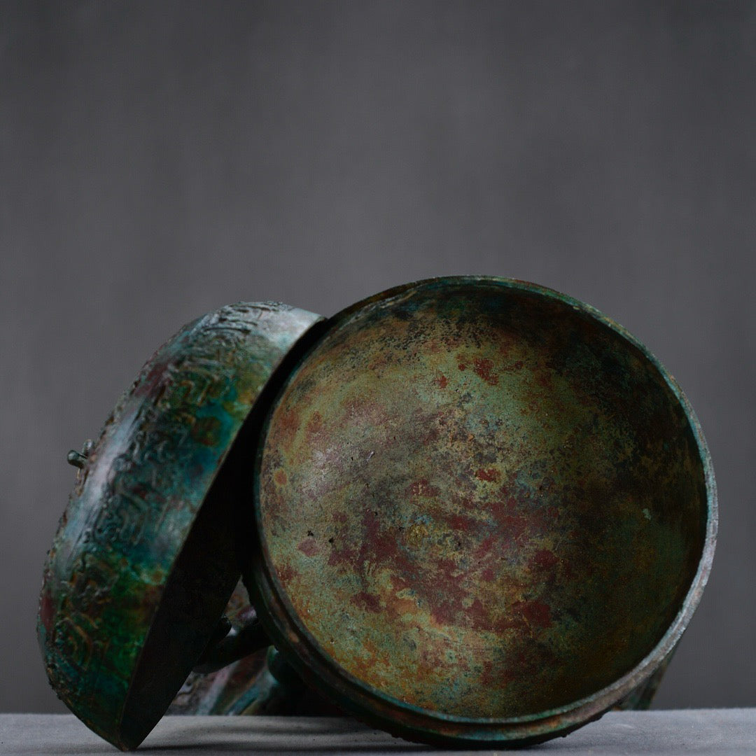 Chinese antique bronze bear top smoking furnace