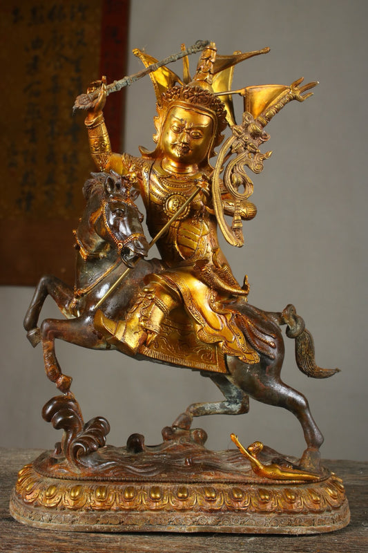 A Chinese antique bronze gilded handmade exquisite horse protector