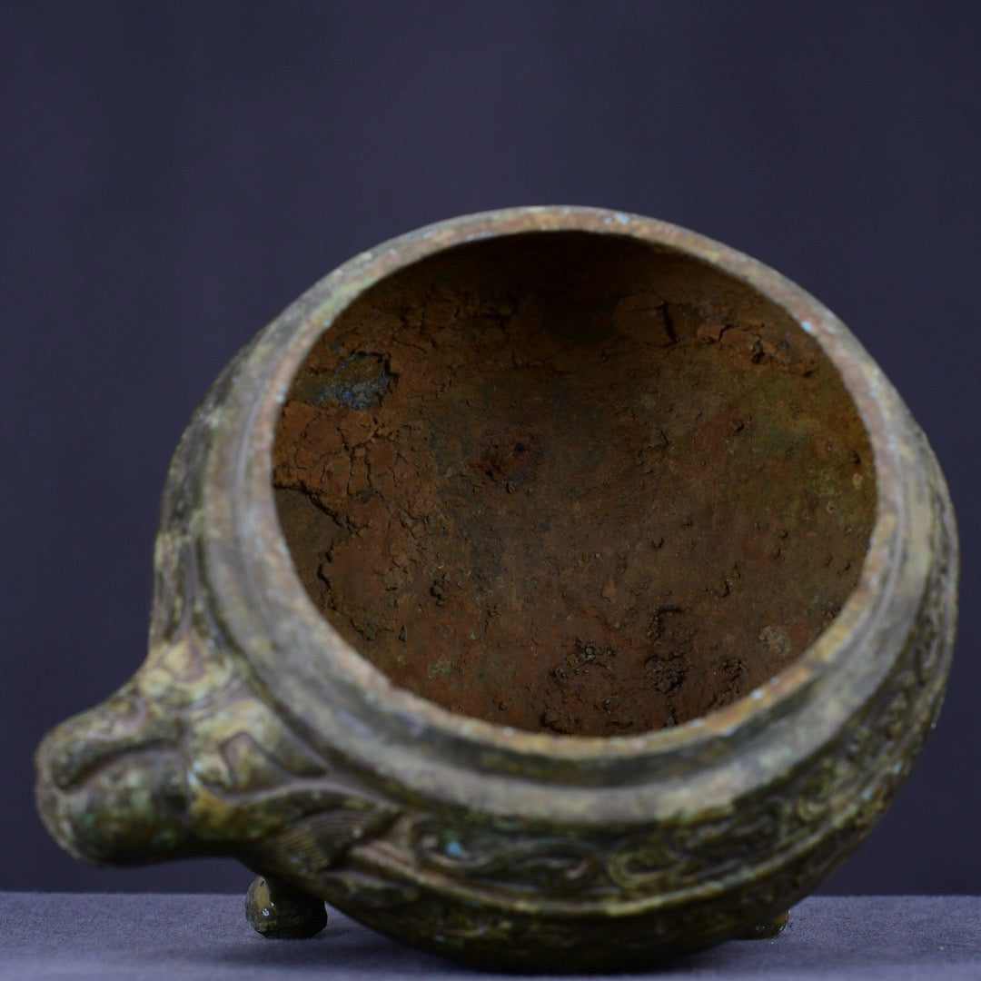 Chinese antique bronze beast smoking furnace