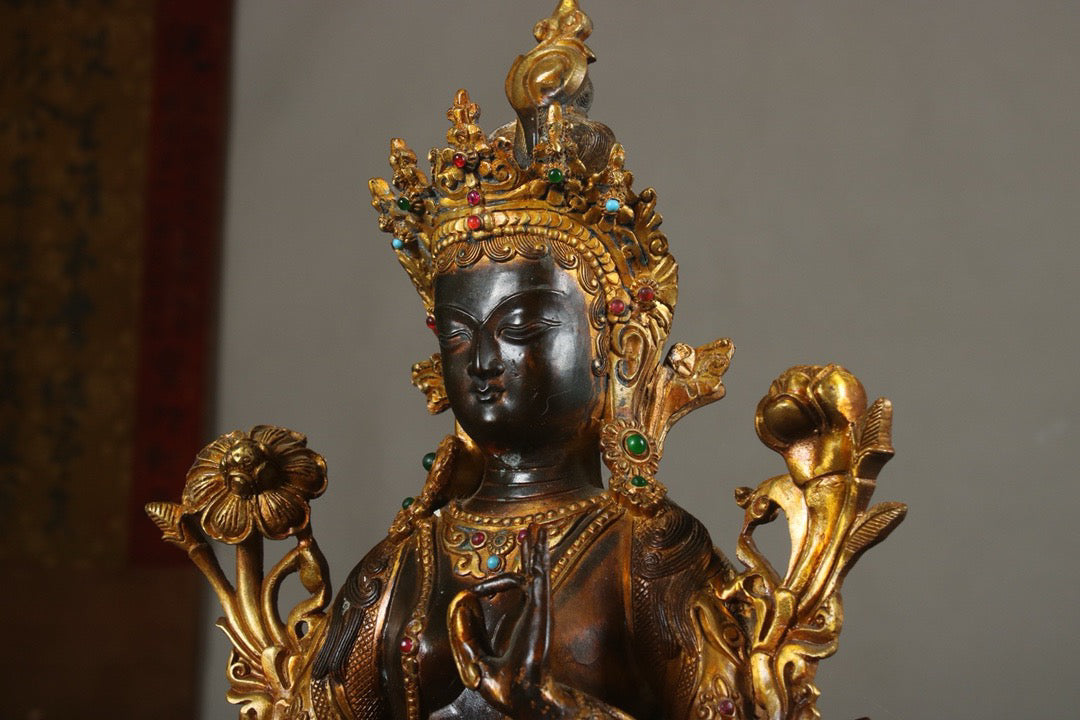 Chinese antique copper gilded handmade creation of a Tara statue