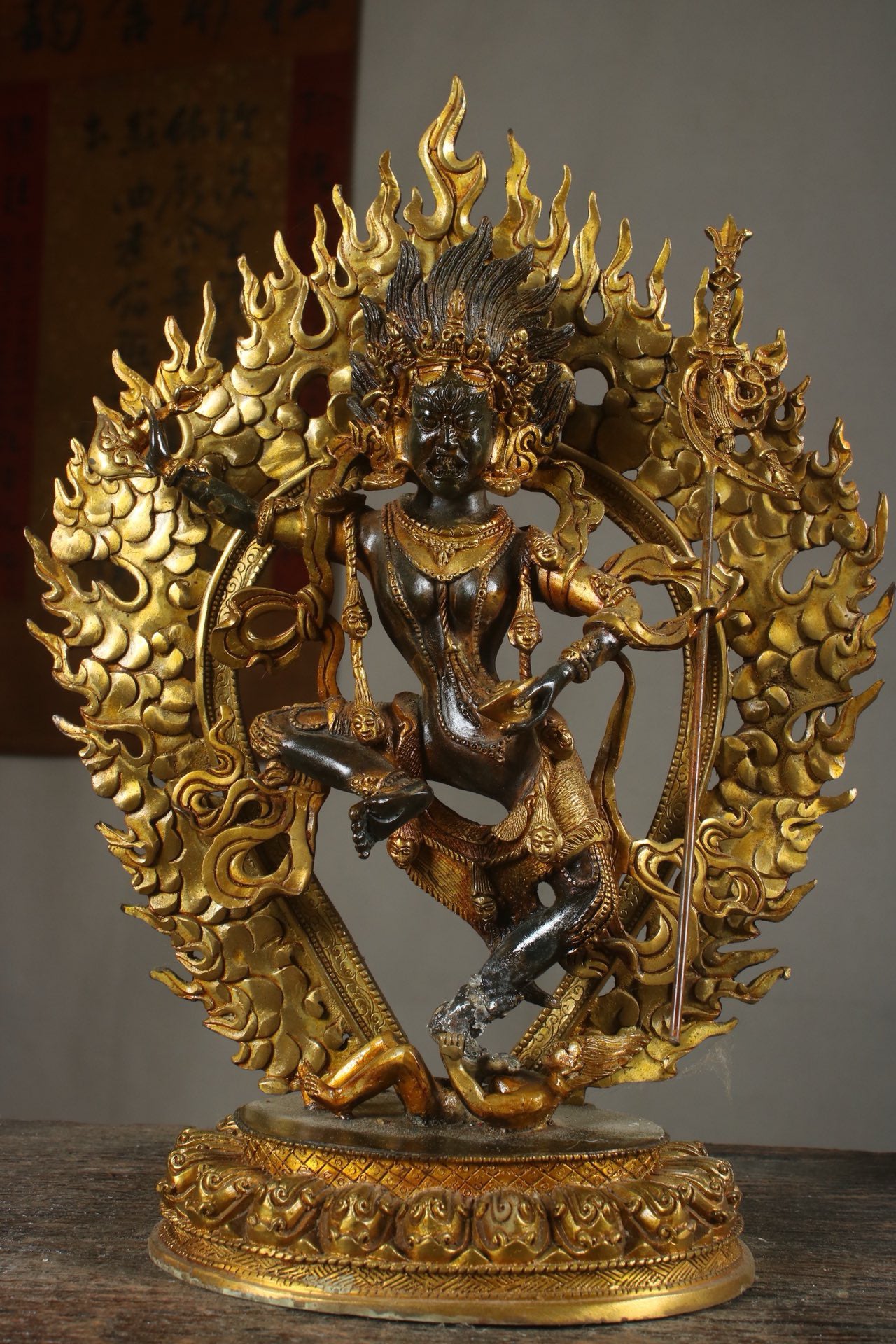 Chinese antique bronze gilded handmade statue of Ming Buddha Mother