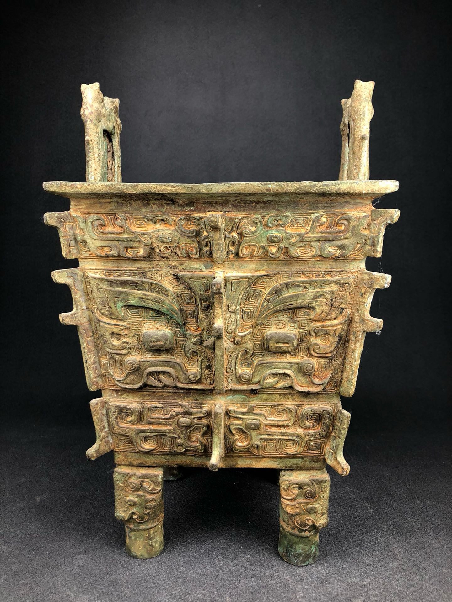 Chinese antique bronze animal faced square cauldron