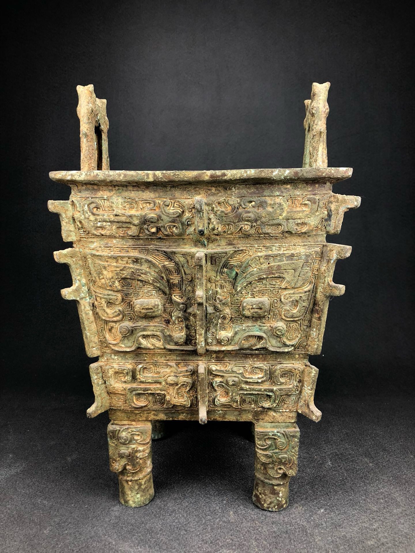 Chinese antique bronze animal faced square cauldron