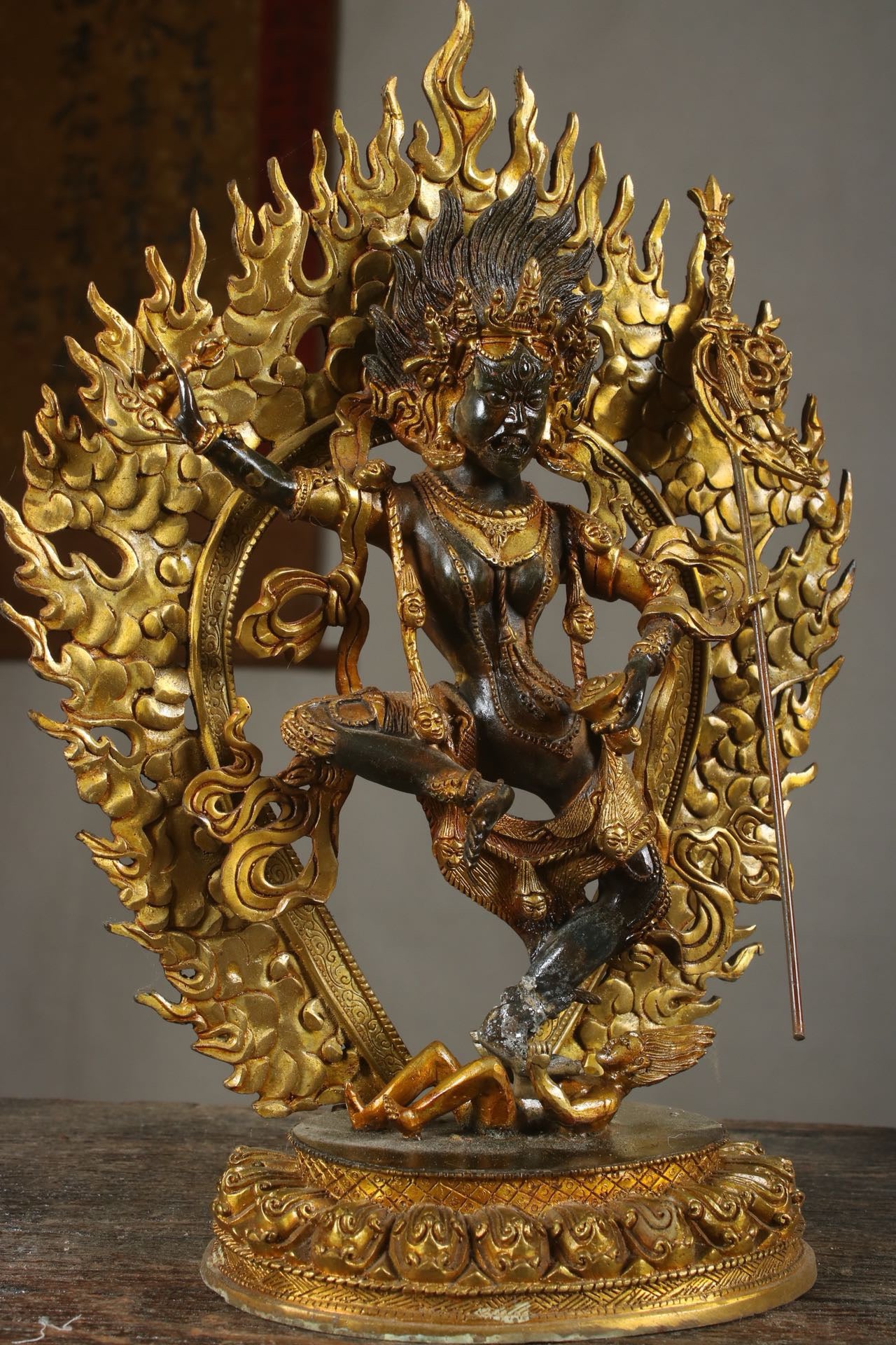 Chinese antique bronze gilded handmade statue of Ming Buddha Mother