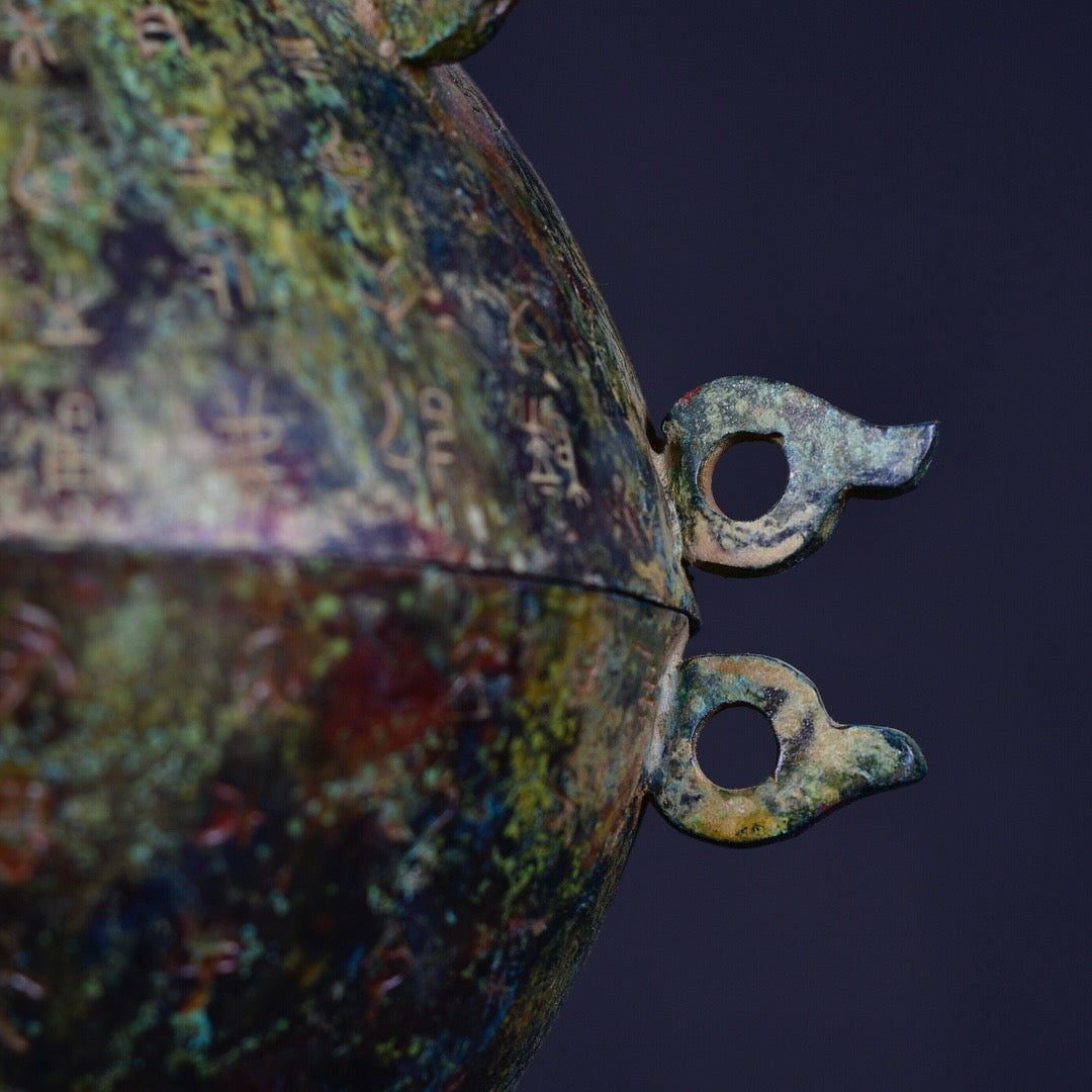 Chinese antique bronze watermelon tripod with three legs