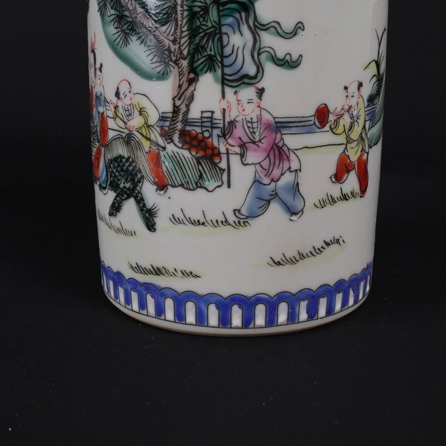 Pink cricket jar