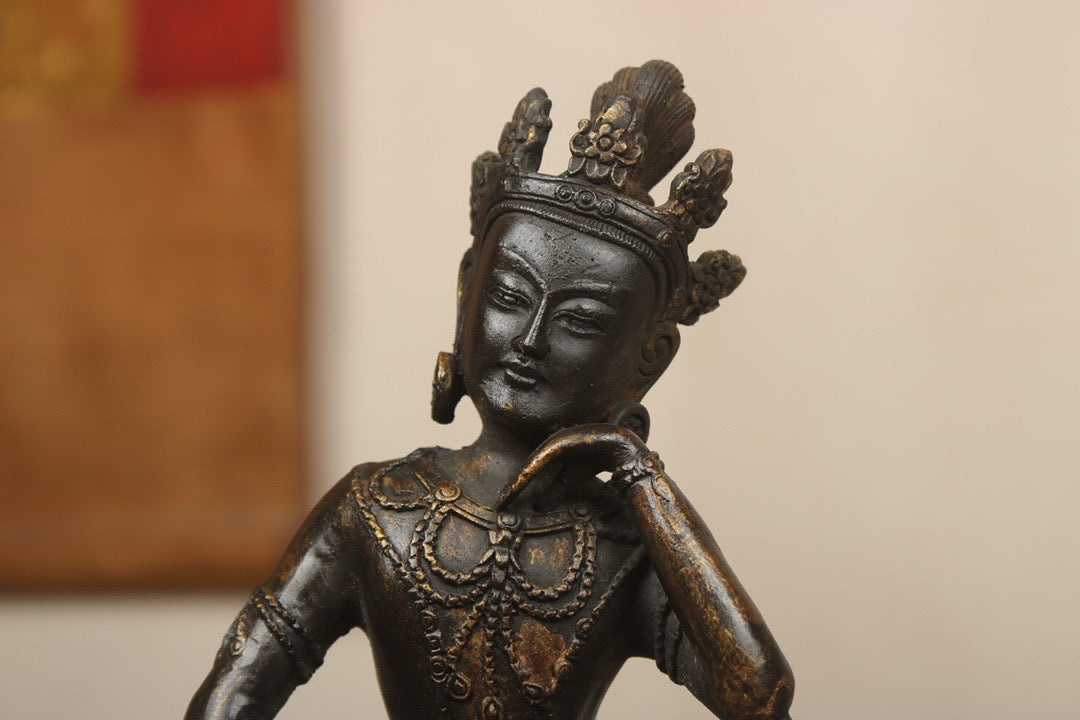 A Chinese antique bronze gilded handmade statue of the Mind Bodhisattva