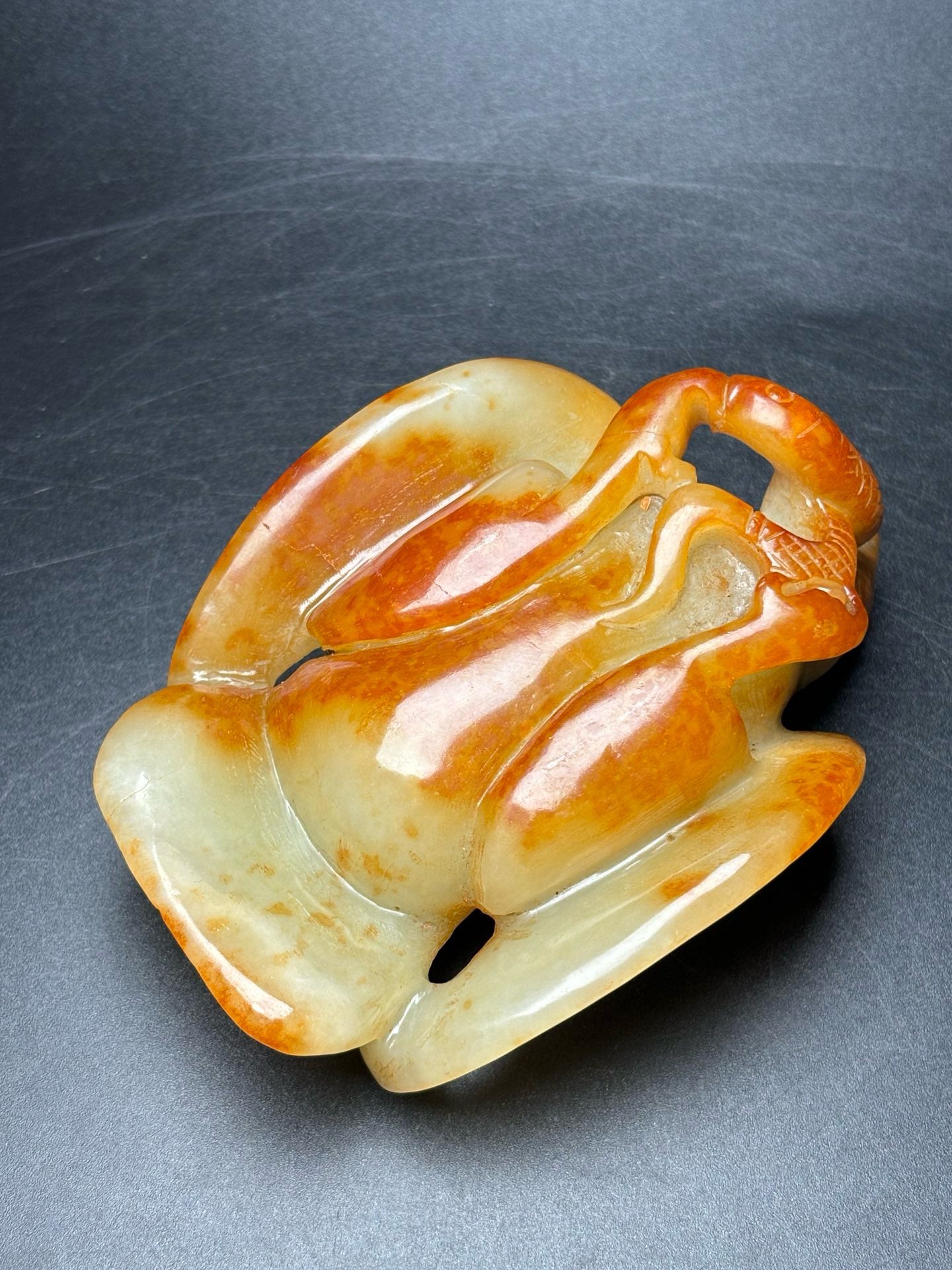 Delicate Hetian Jade Bird