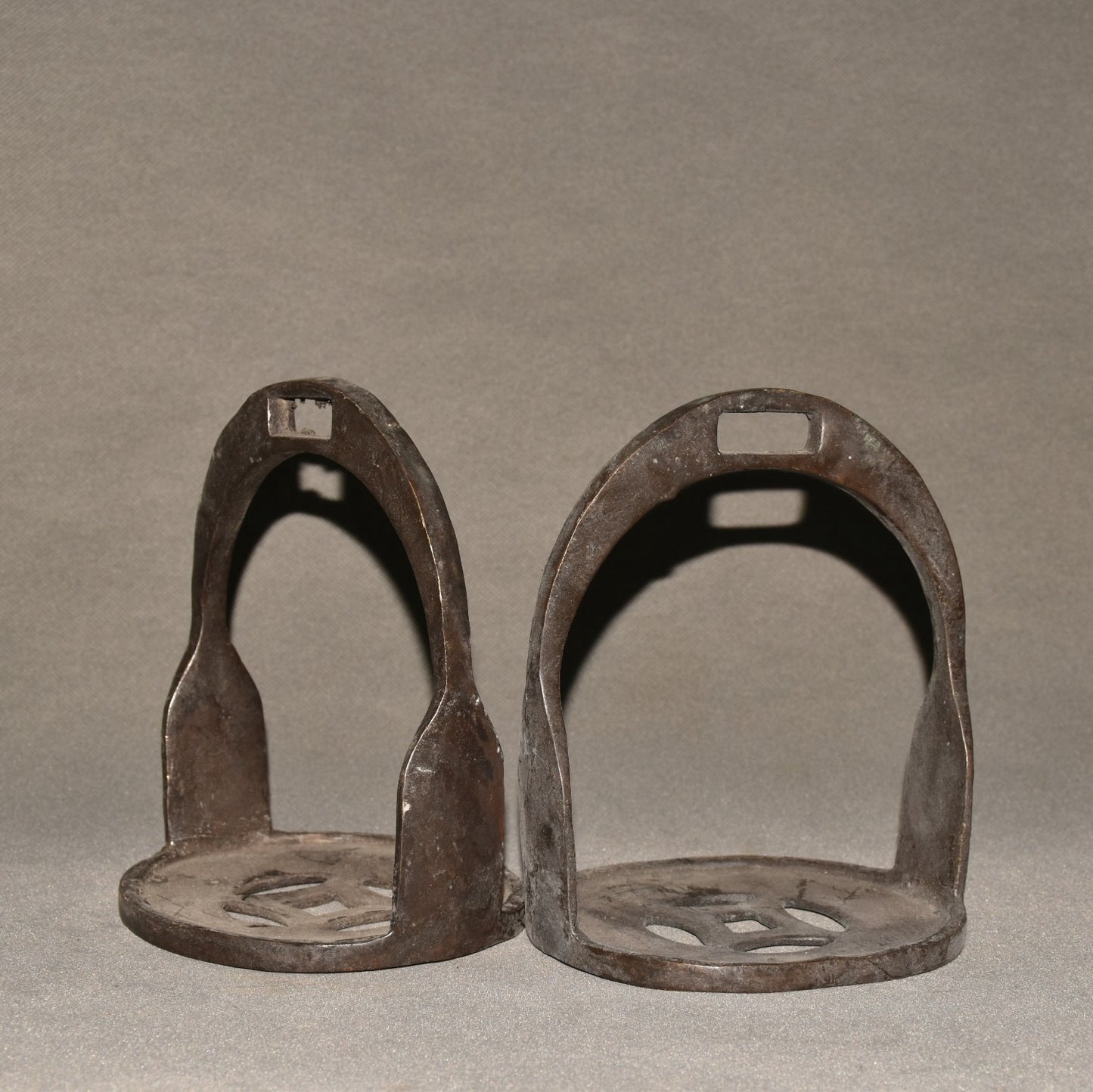 Pure copper horseshoe ornament