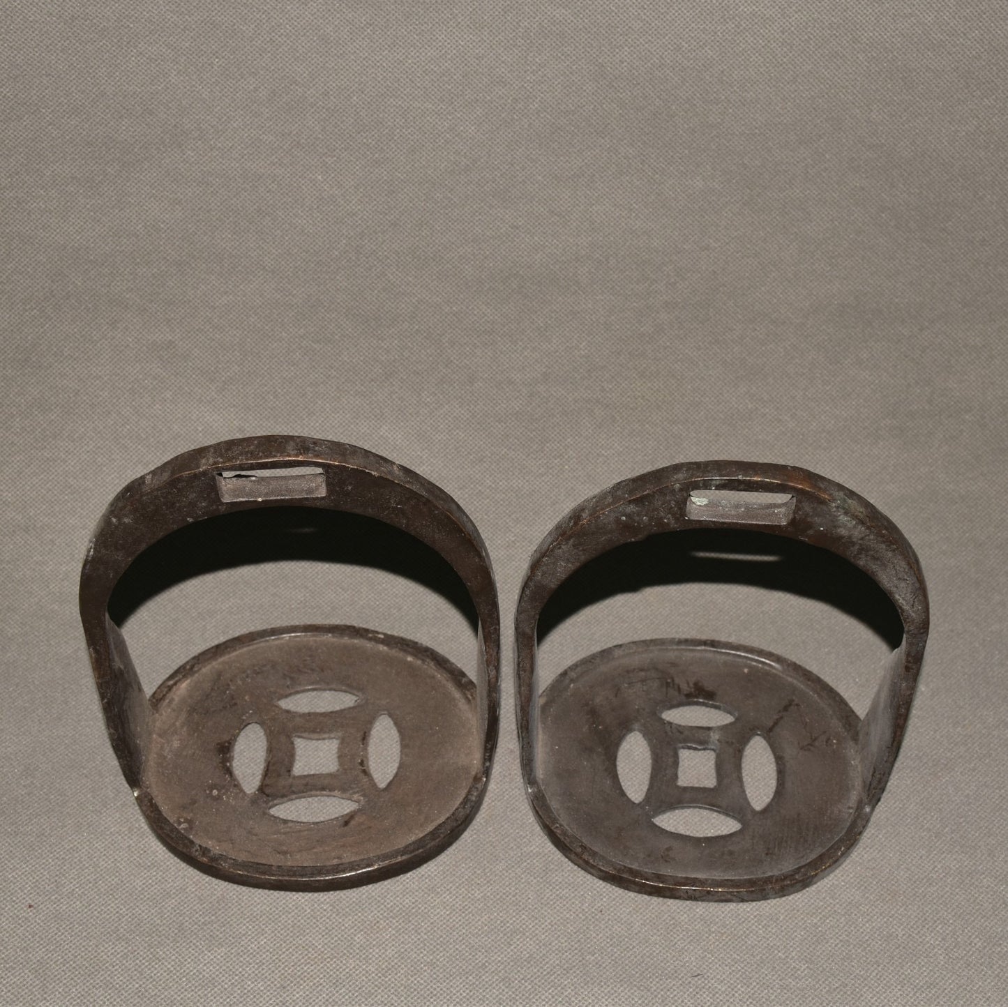 Pure copper horseshoe ornament