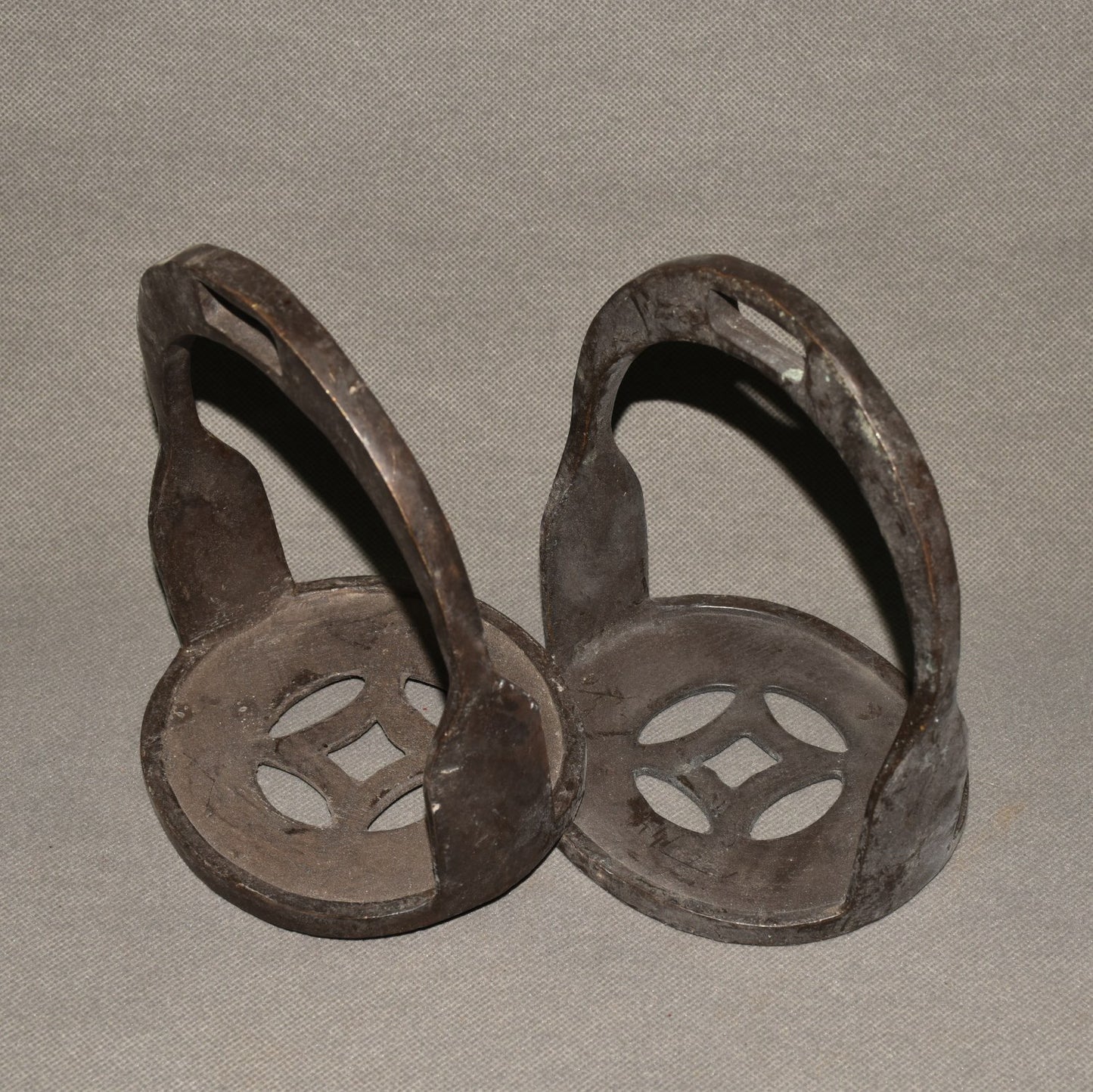 Pure copper horseshoe ornament