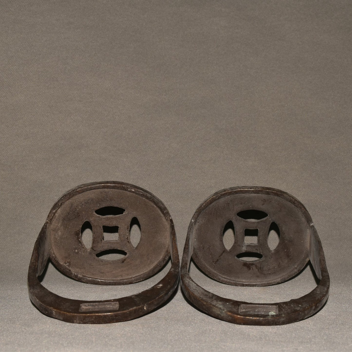 Pure copper horseshoe ornament