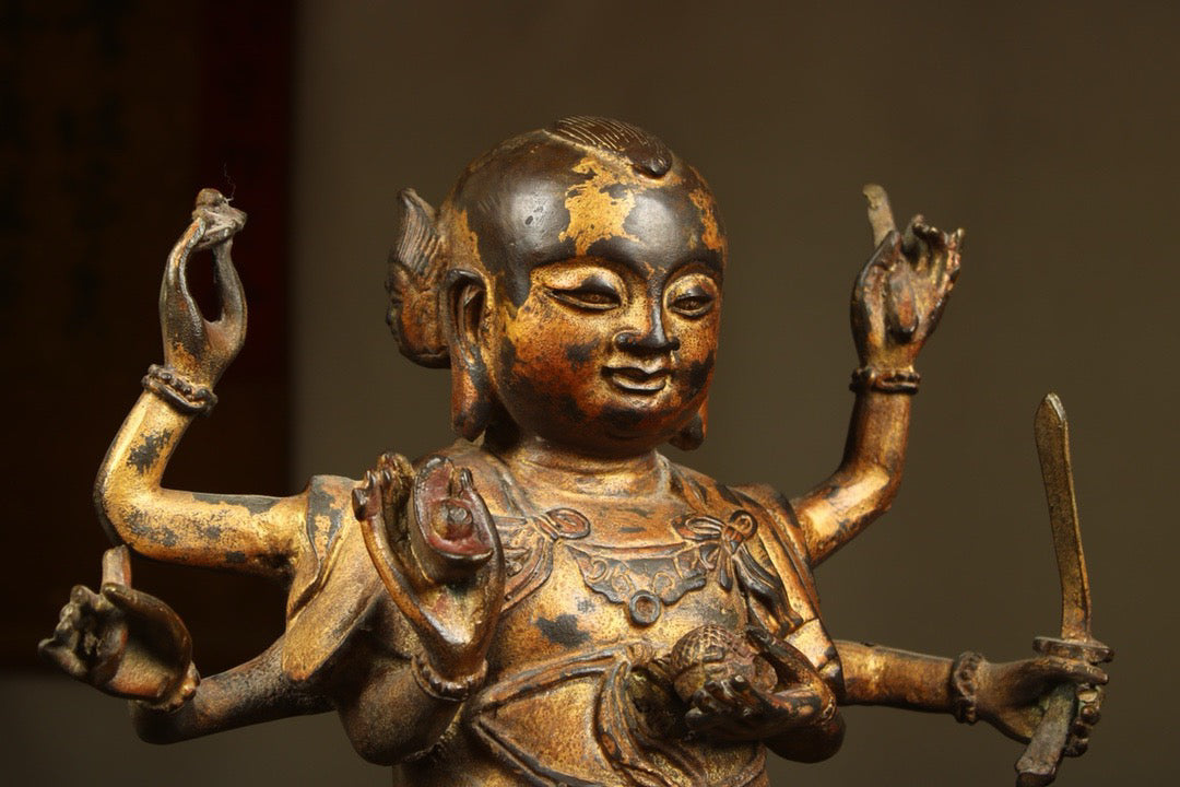 Chinese antique bronze gilded handmade statue of Nezha