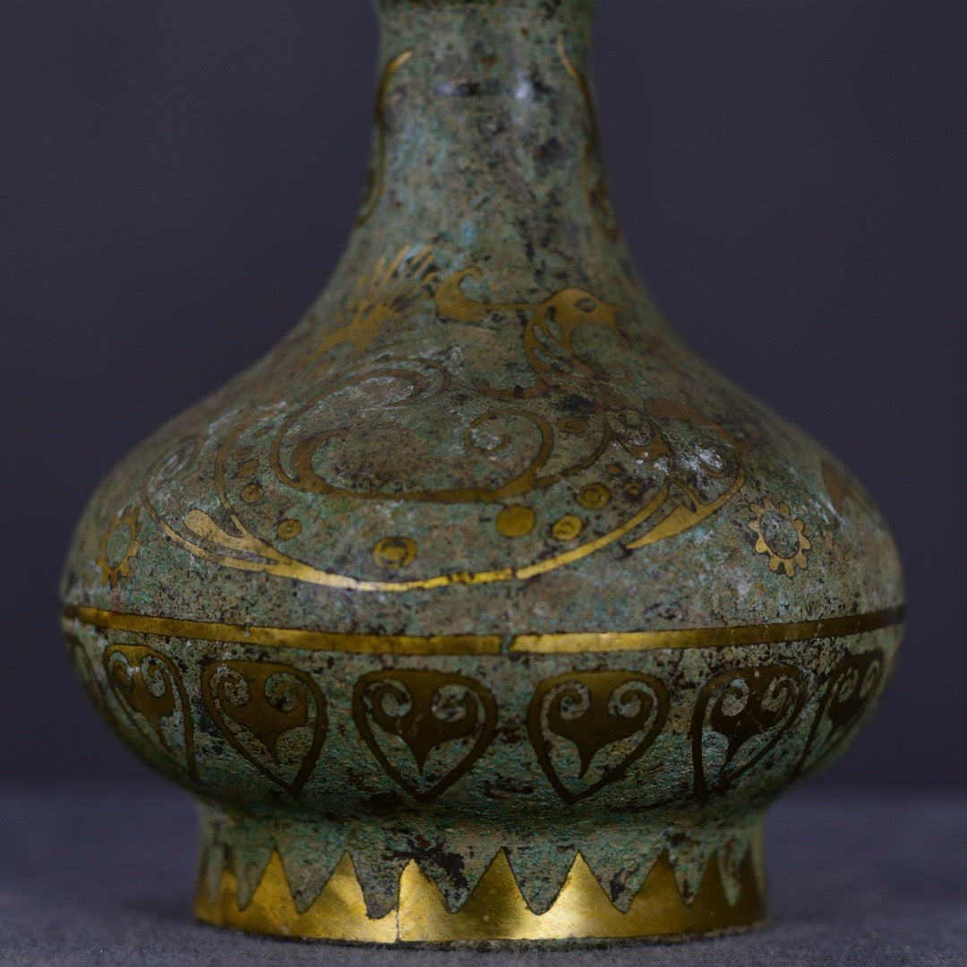 Chinese antique bronze inlaid gold dragon head vase