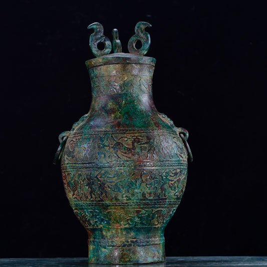 Chinese antique bronze hunting pattern round pot