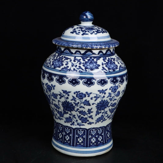 Blue and white intertwined lotus patterned general jar