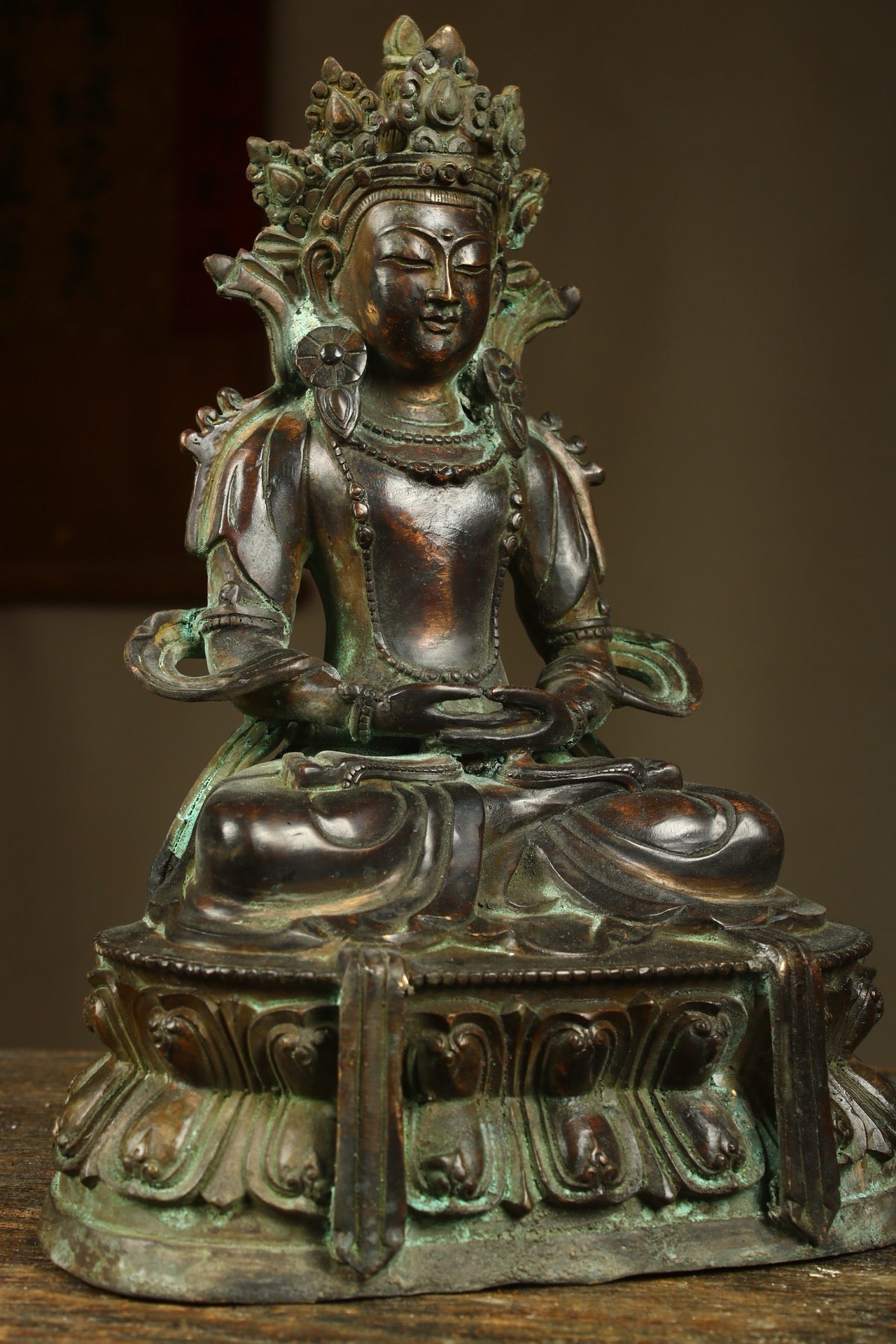 Chinese antique bronze gilded handmade statue of longevity Buddha