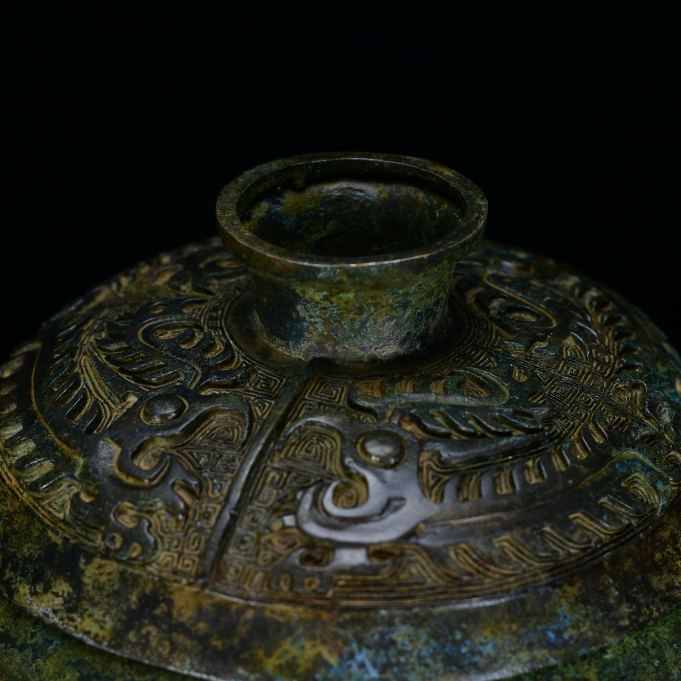 Chinese antique bronze Gui basin food utensil