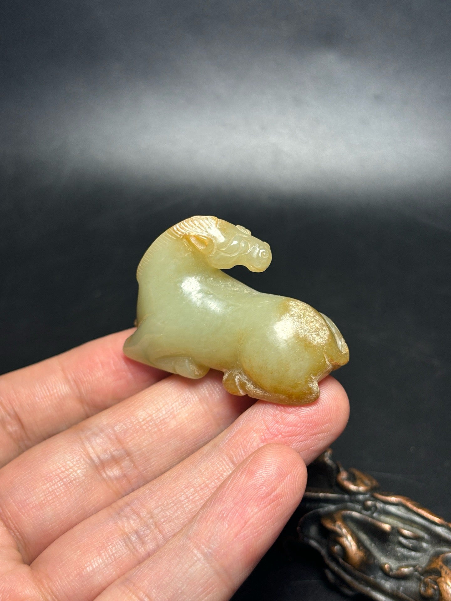 Exquisite Hotan Jade Turning Back Horse