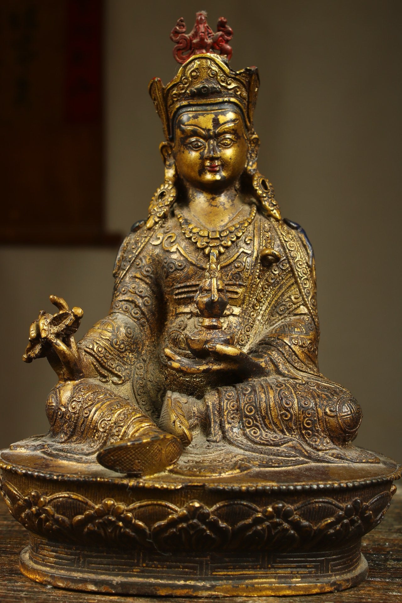 Chinese antique bronze gilded handmade lotus flower statue