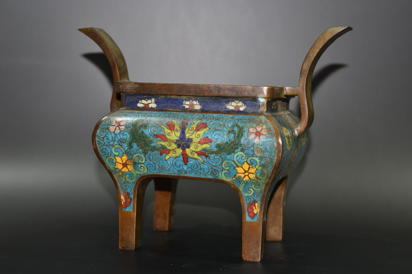 Pure copper cloisonn é incense burner ornaments