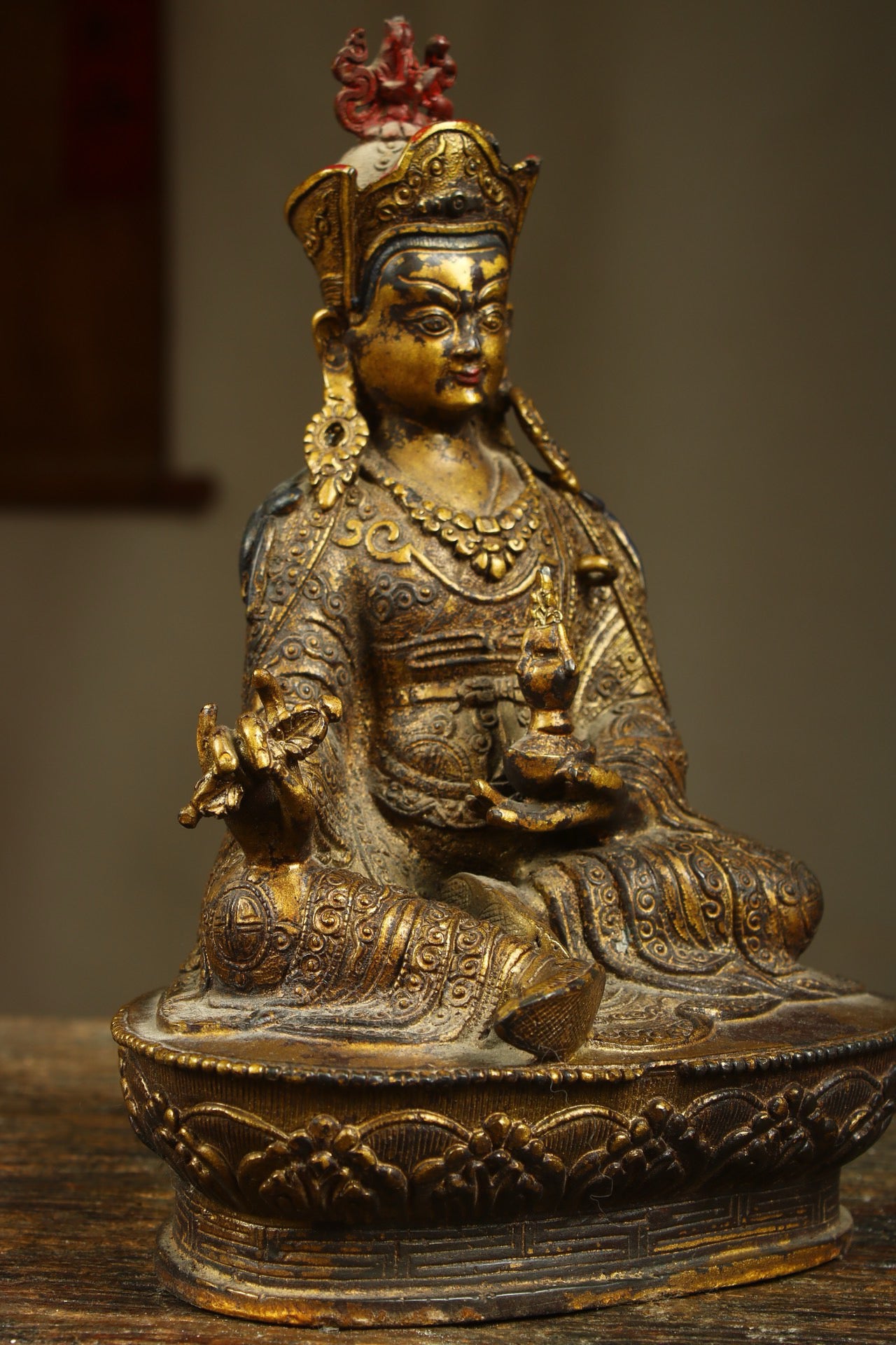 Chinese antique bronze gilded handmade lotus flower statue