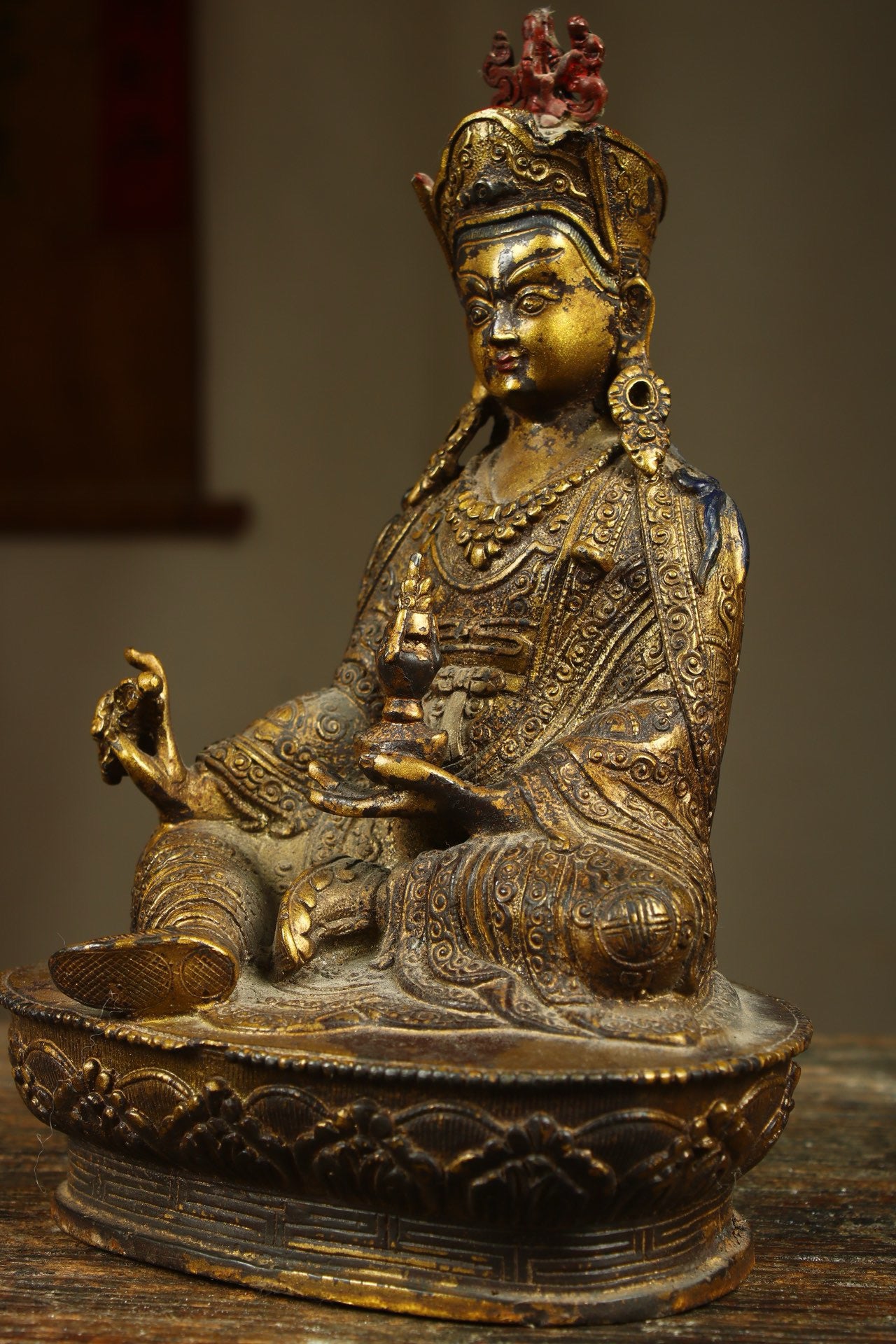 Chinese antique bronze gilded handmade lotus flower statue