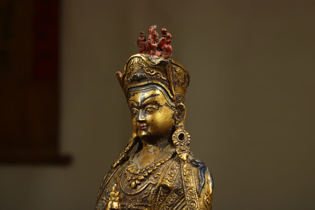 Chinese antique bronze gilded handmade lotus flower statue