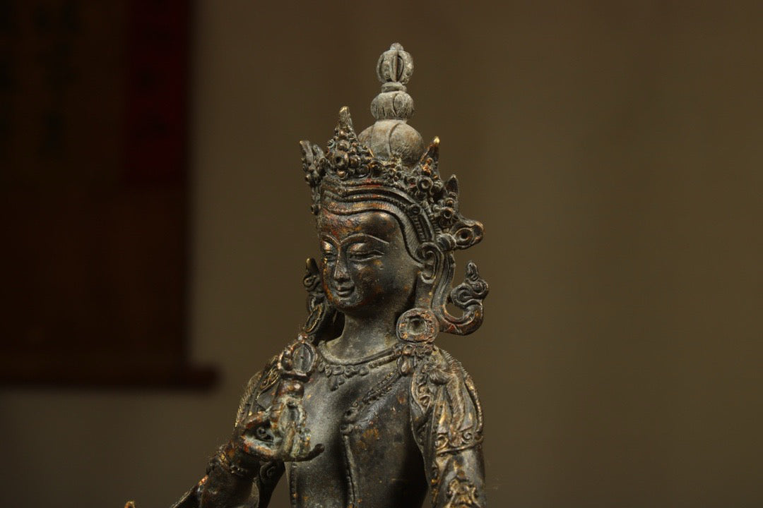 Chinese antique bronze gilded handmade statue of a Diamond Saddle