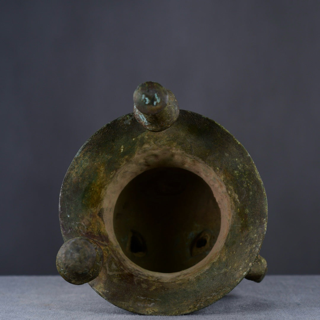 Chinese antique bronze three legged round vessel