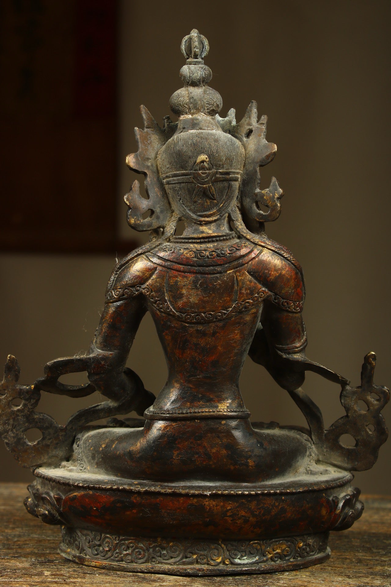 Chinese antique bronze gilded handmade statue of a Diamond Saddle