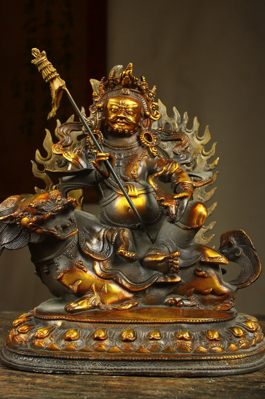 Chinese Antique Bronze Gilded Handcrafted Treasure King