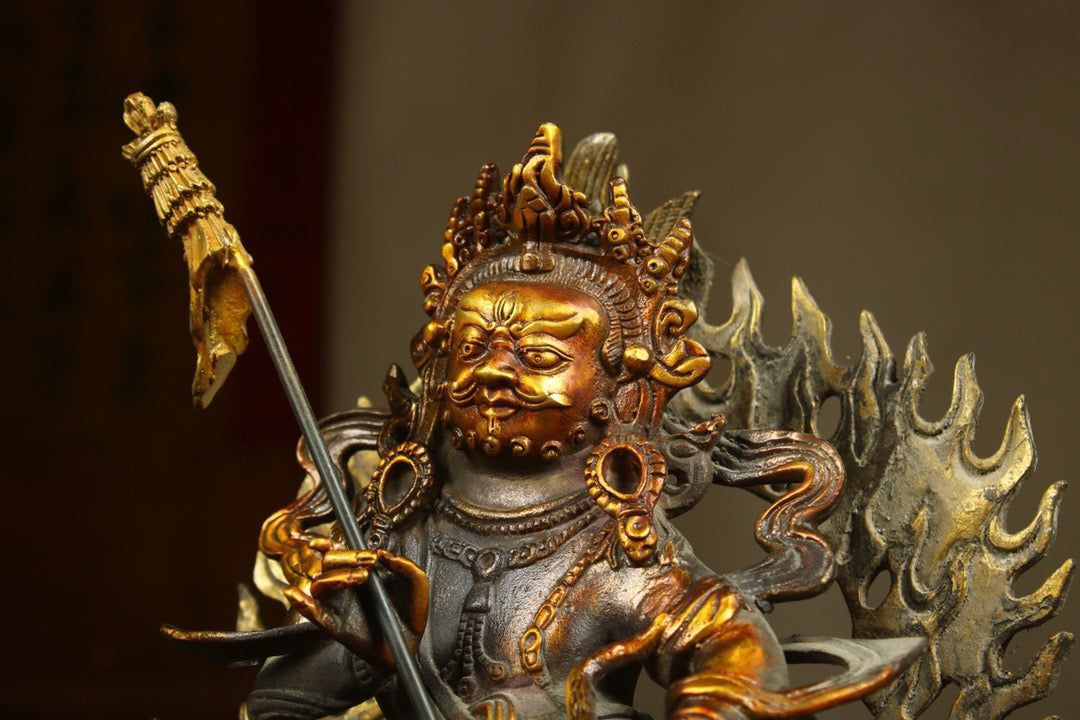 Chinese Antique Bronze Gilded Handcrafted Treasure King