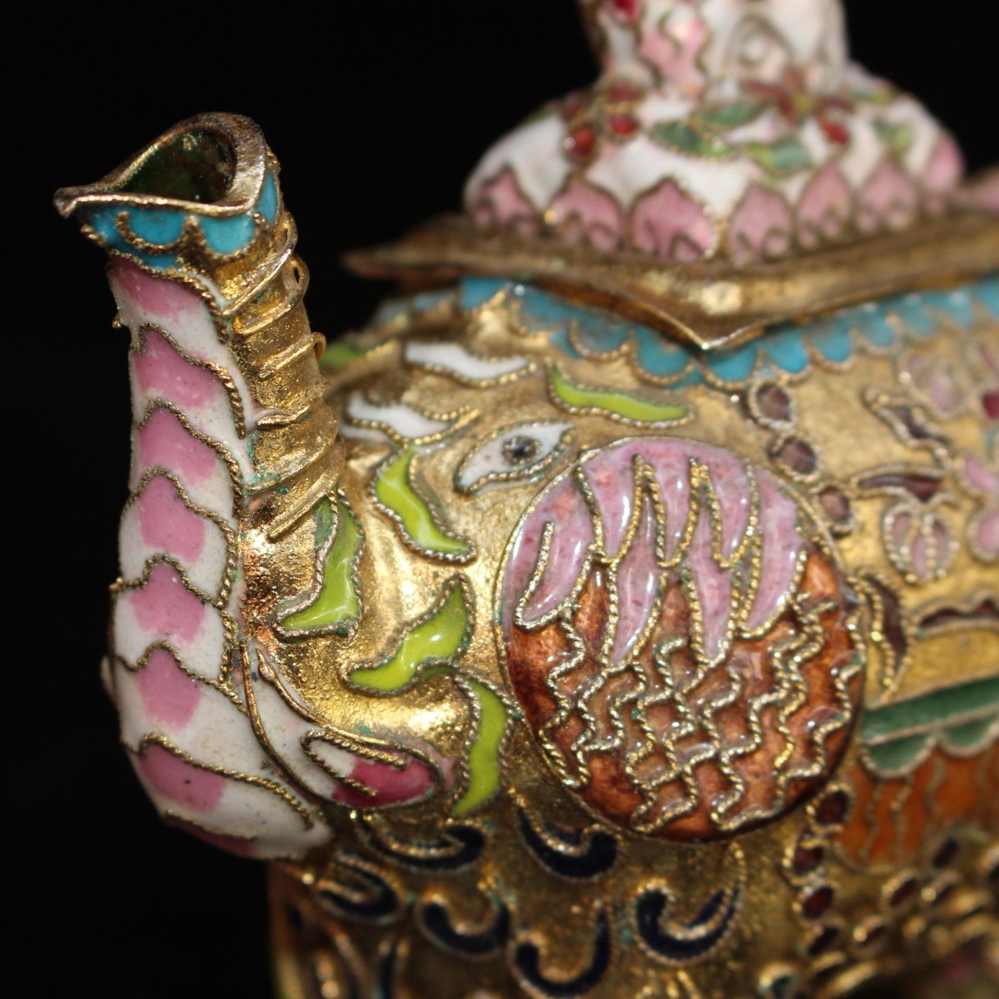 Pure copper cloisonne wine pot ornament