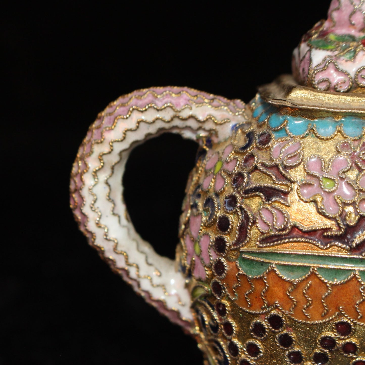 Pure copper cloisonne wine pot ornament