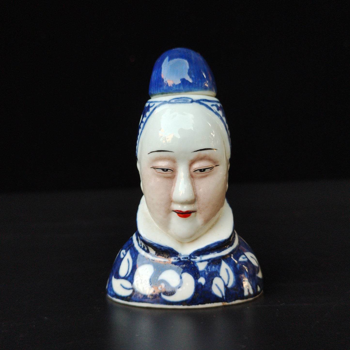 Chinese Antique Cixi Old Blue and White Snuff bottle Jewelry Collection