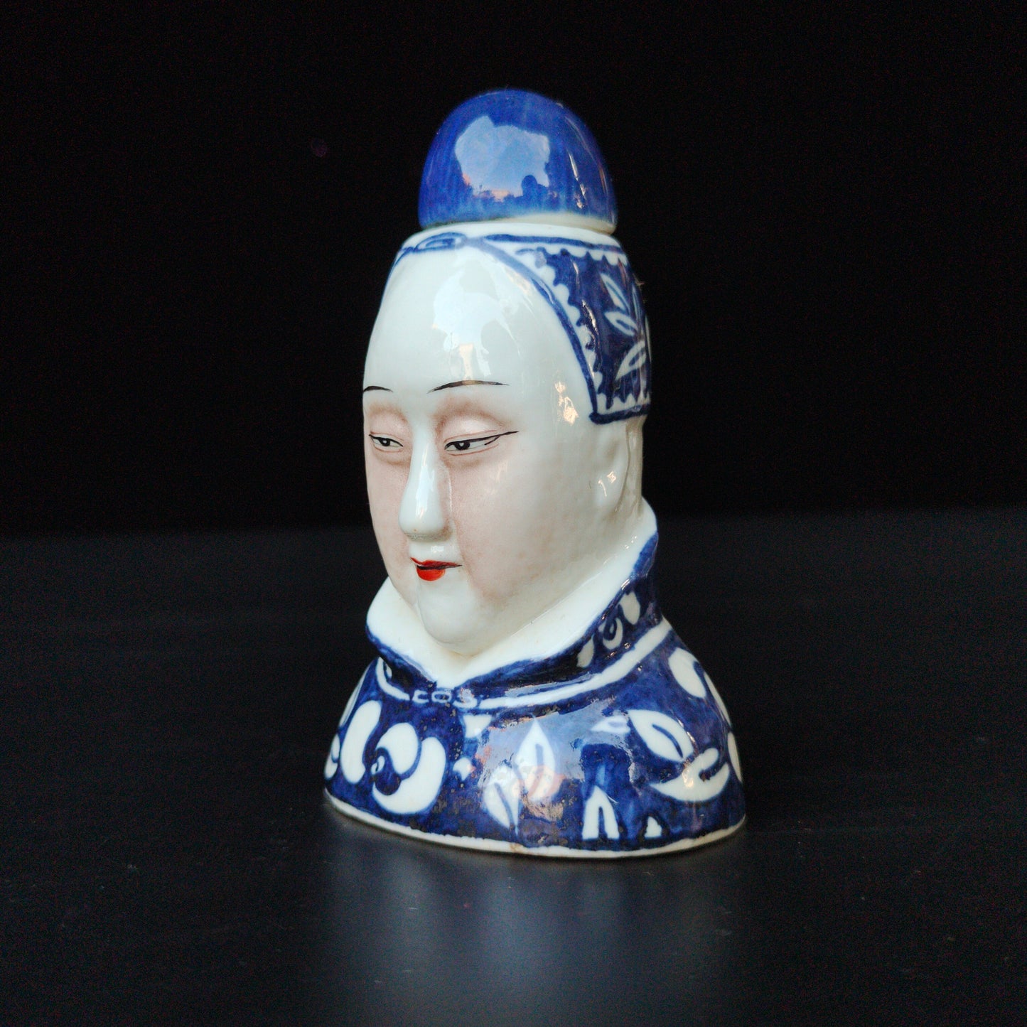 Chinese Antique Cixi Old Blue and White Snuff bottle Jewelry Collection