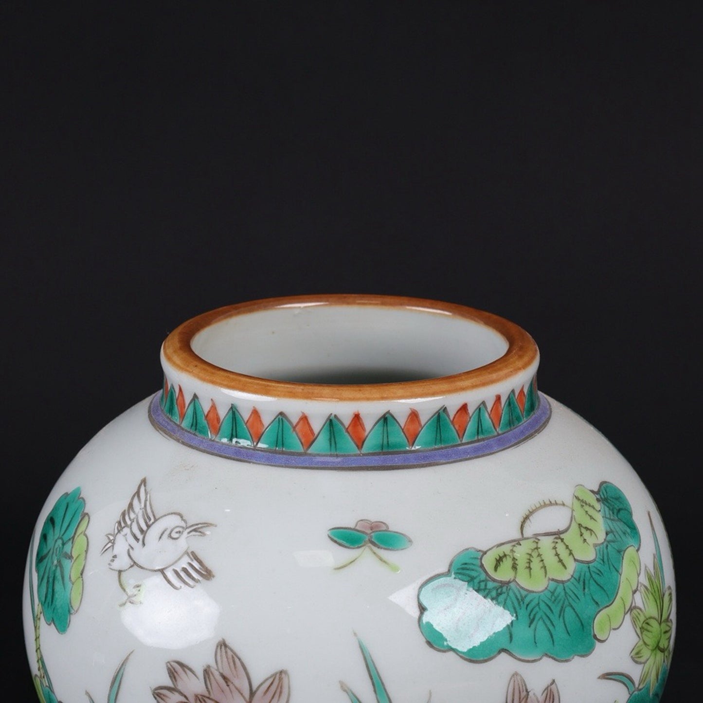 Pink Mandarin Duck Playing with Lotus Pattern Bright Pot