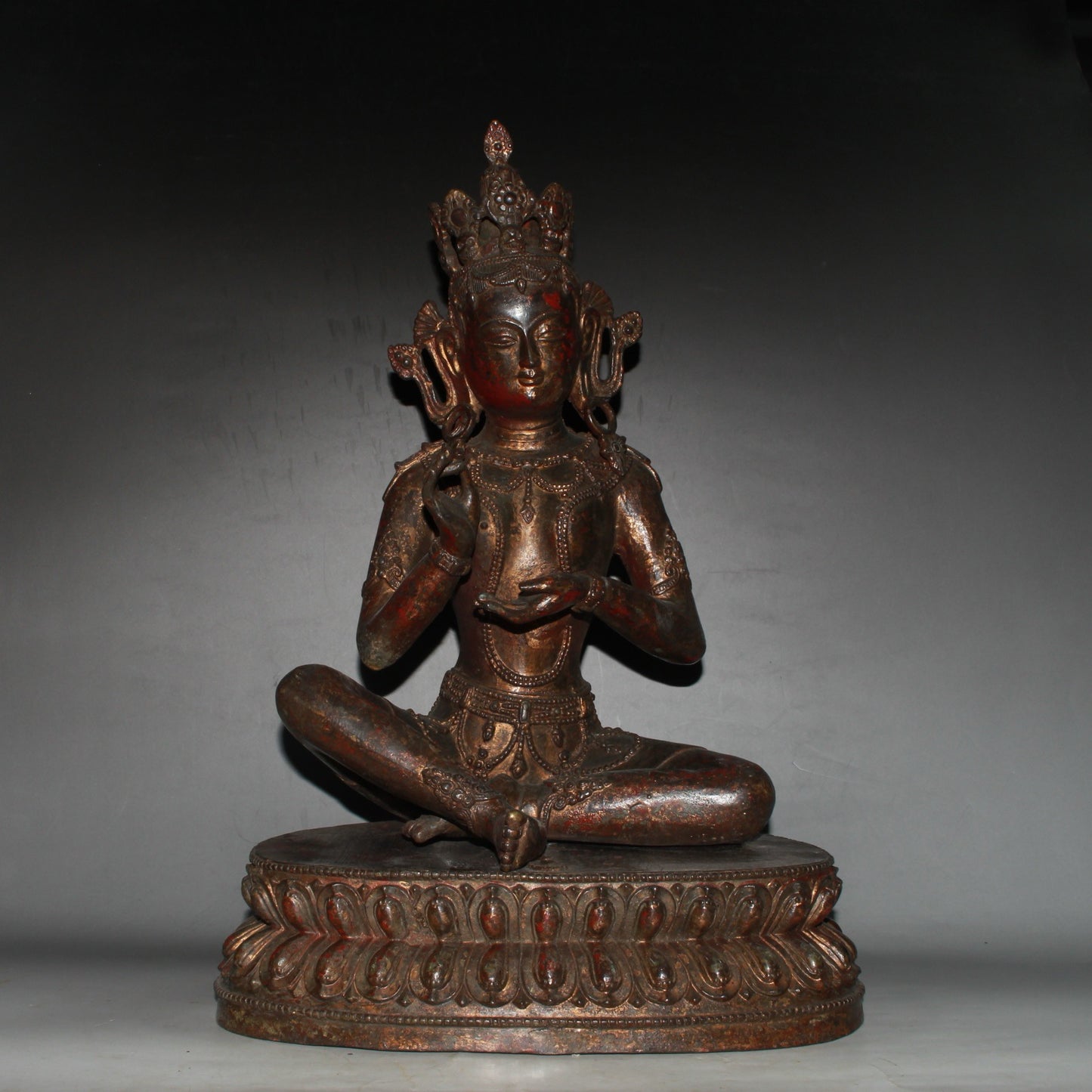 Pure copper Guanyin Buddha statue ornaments
