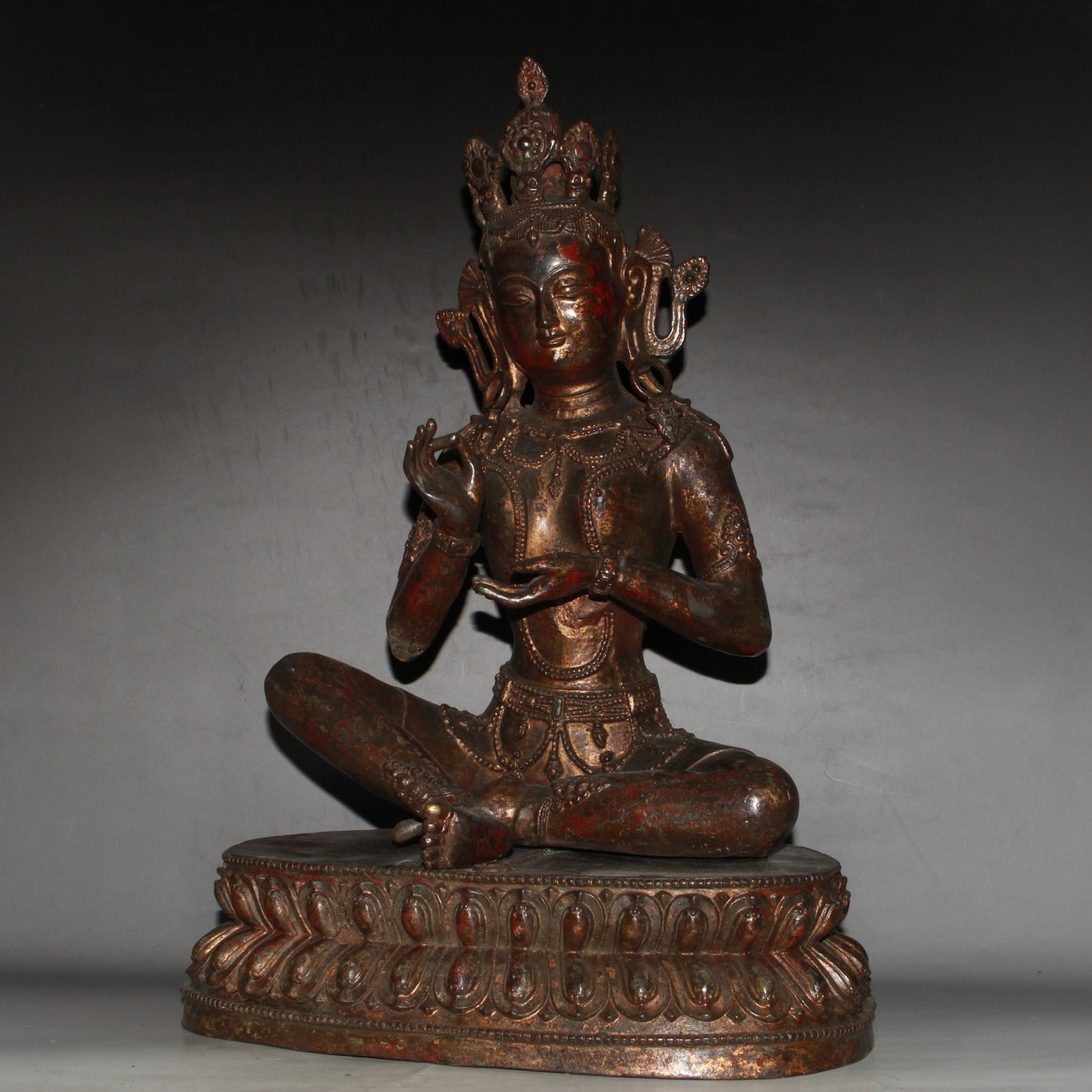 Pure copper Guanyin Buddha statue ornaments