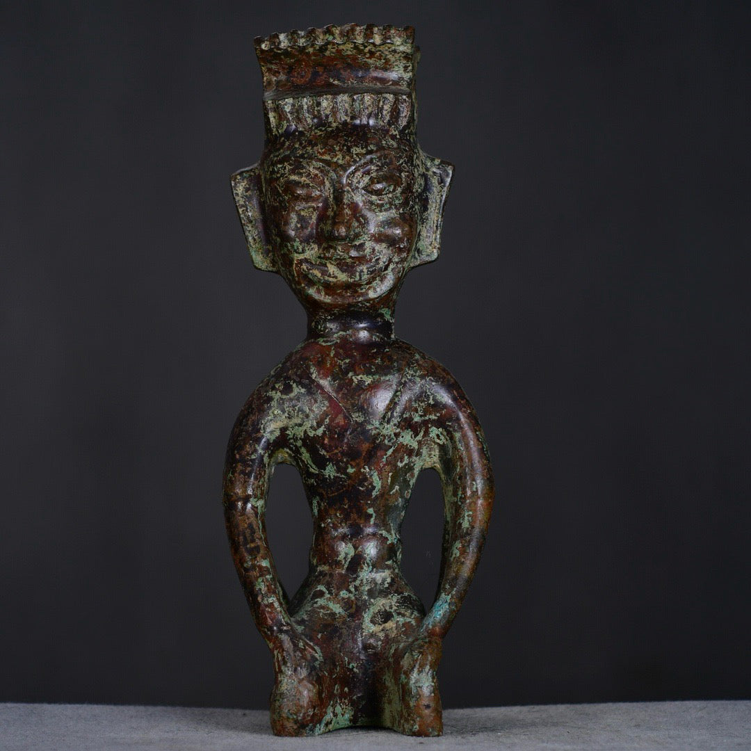 Chinese Antique Sanxingdui Bronze Kneeling Man