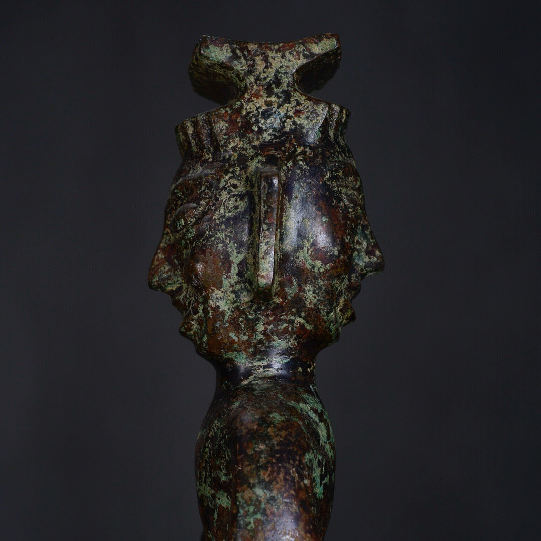 Chinese Antique Sanxingdui Bronze Kneeling Man