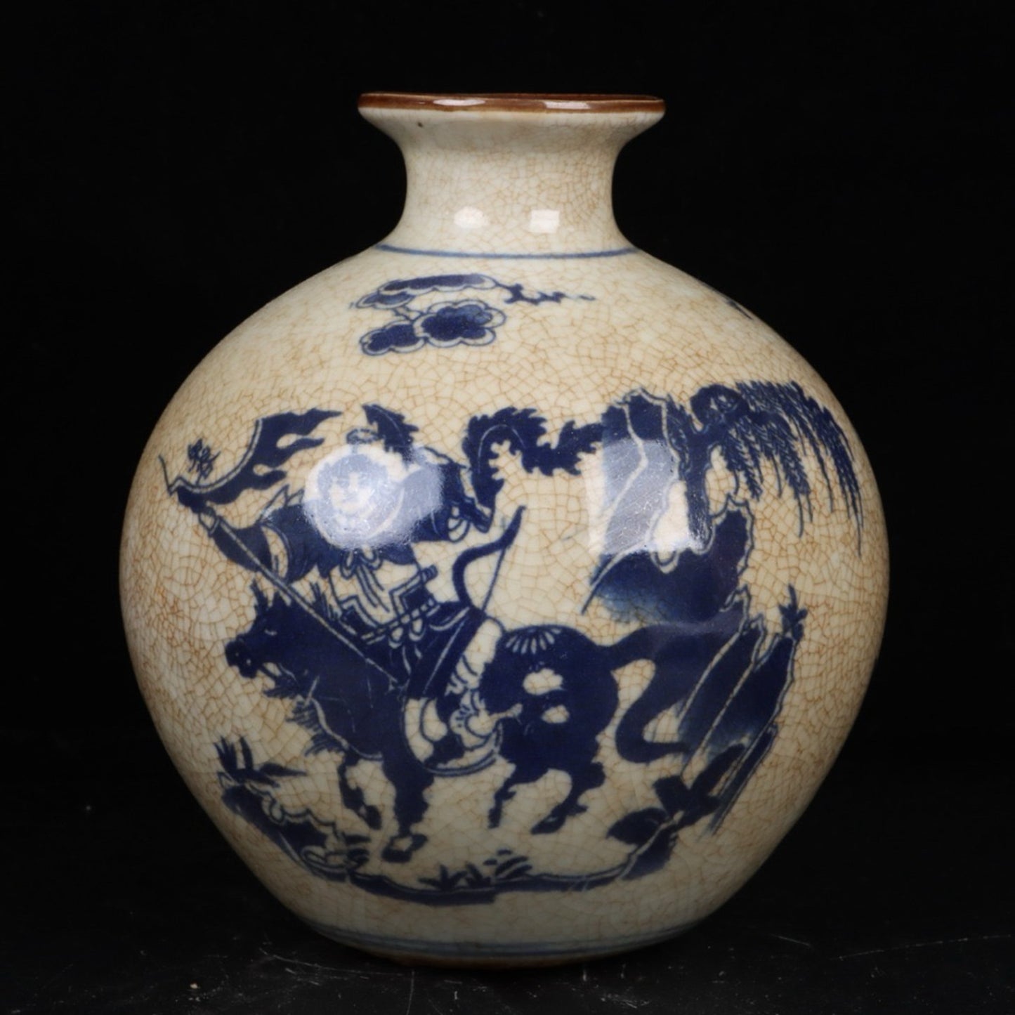Blue and white pomegranate vase with a pattern of descending from Guigu Mountain