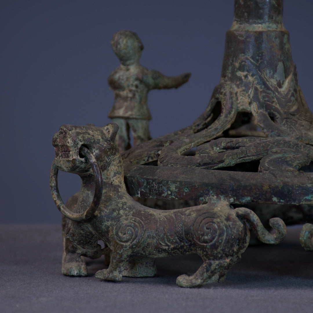 Chinese antique bronze lamp stand