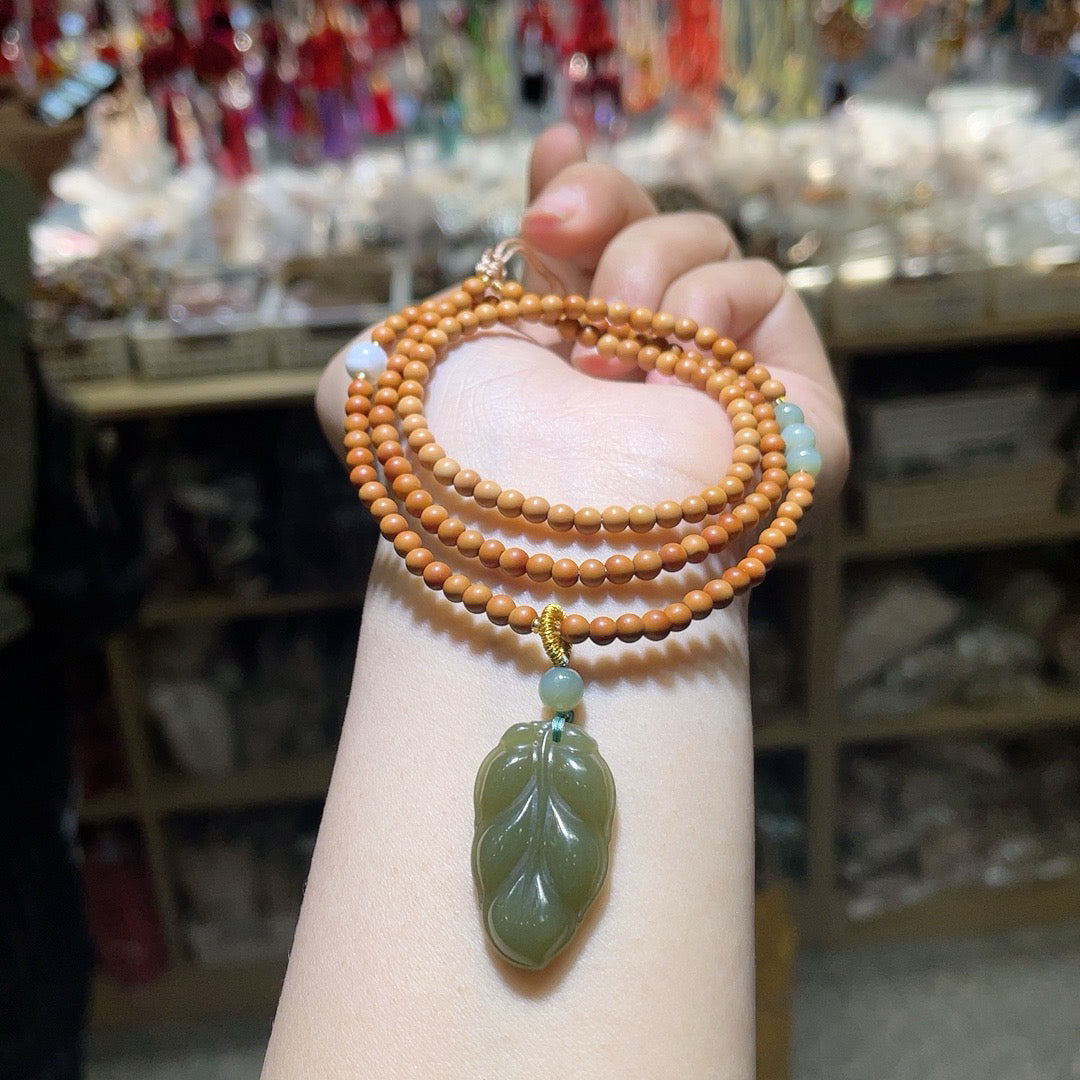 Olive Stone and Hotan Yuqing Water Leaf Necklace