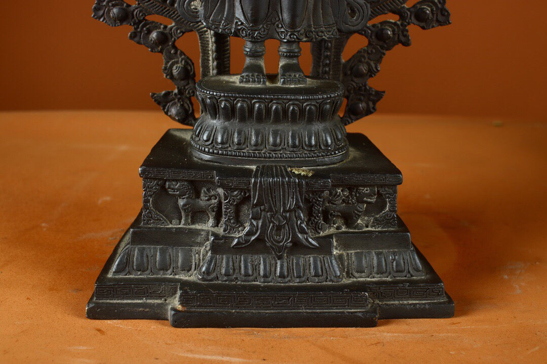 Chinese antique pure copper thousand handed Guanyin Buddha statue